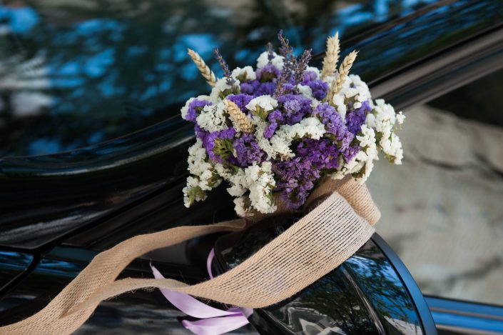 Στολισμός αυτοκινήτου για γάμο στο κτήμα Φιλόκαλις