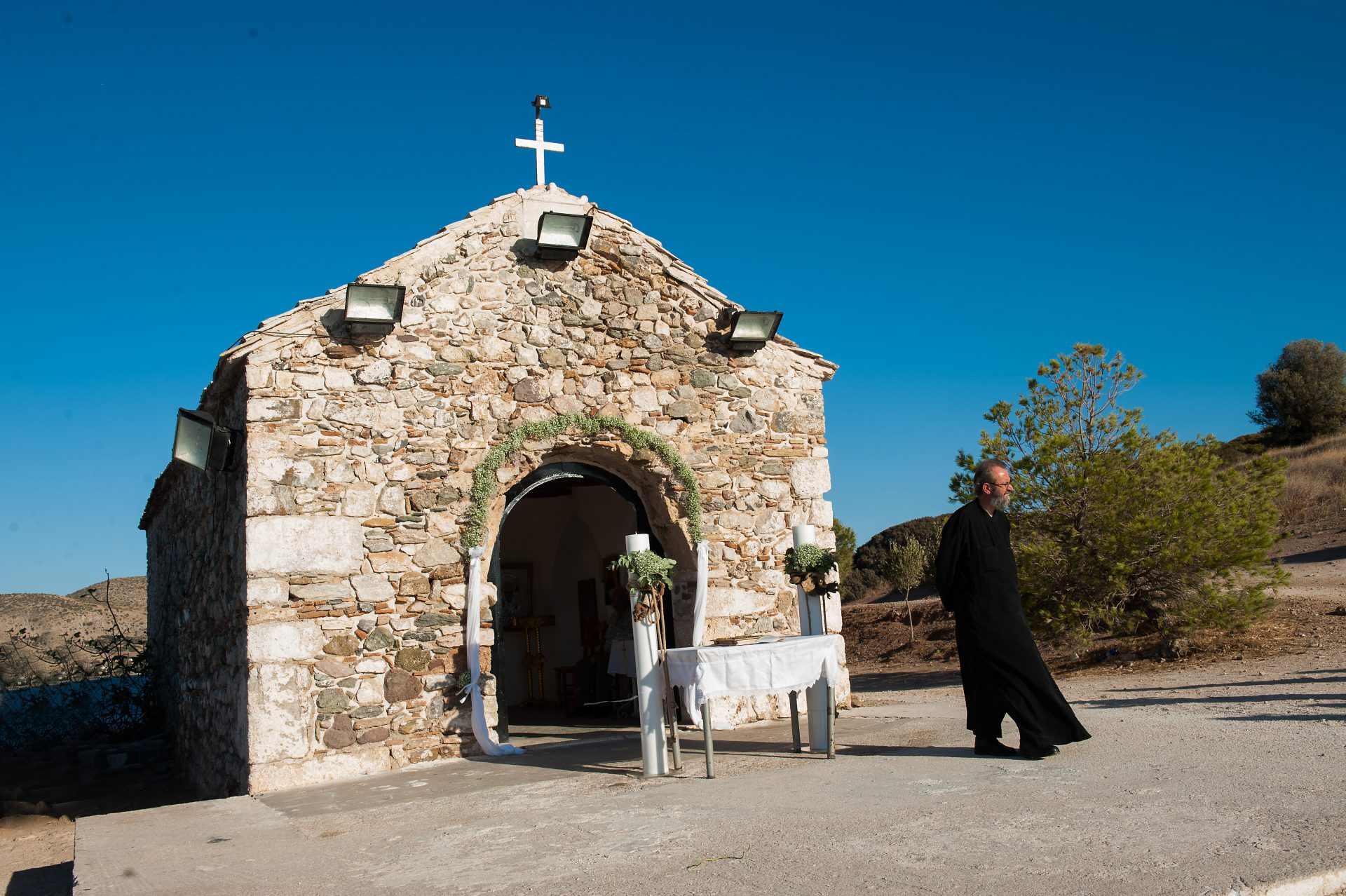 Άγιος Νικόλαος Ανάβυσσος, ώρα γάμου