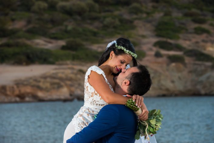 Next day φωτογράφηση γάμου στην θάλασσα στον Άγιο Νικόλαο Αναβύσσου
