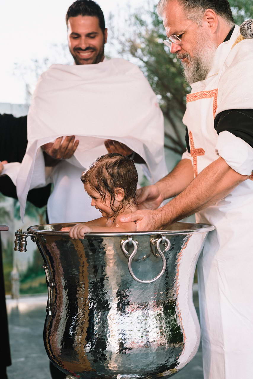 Βάπτιση στον Άγιο Κοσμά Ελληνικό